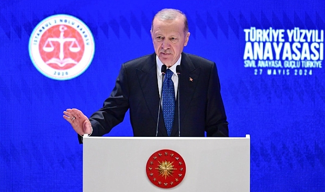 Cumhurbaşkanı Erdoğan'dan yeni anayasa mesajı