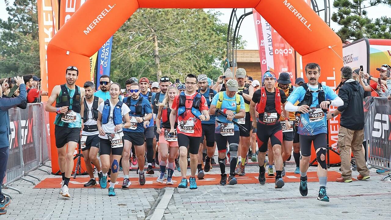Dağyenice Ultra Maratonu kupa töreniyle sona erdi