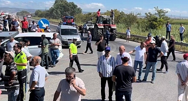  Çiftçiler traktörleriyle Bursa-İzmir yolunu trafiğe kapattı! 