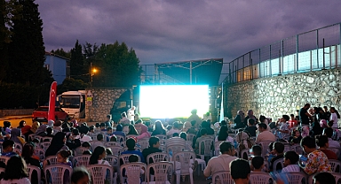 ‘KAMYOLED Sineması’ yollarda