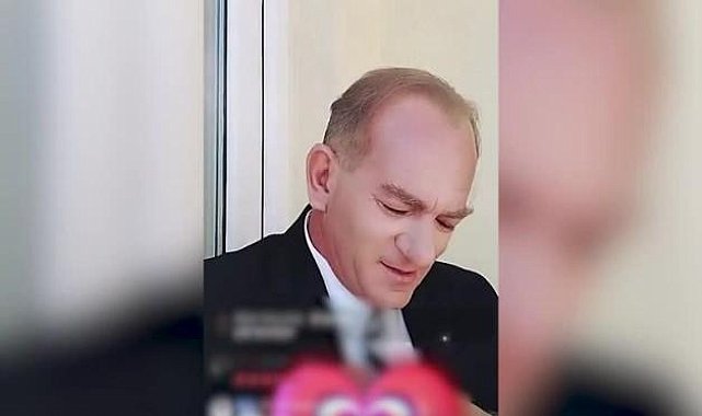 Atatürk’e benzerliğini kullanarak TikTok'tan canlı yayın açıp para kazandı