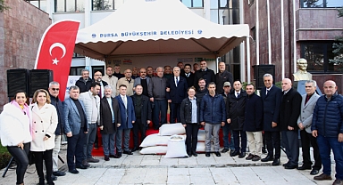 Büyükşehir’den Çiftçilere Destek