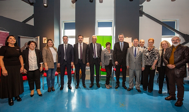 'EşitİZ Çantaları' ile Toplumsal Cinsiyet Eşitliğine Dikkat Çekildi