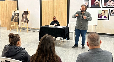 Maksim Gorki’nin Eserlerine ve Hayatına Bakış