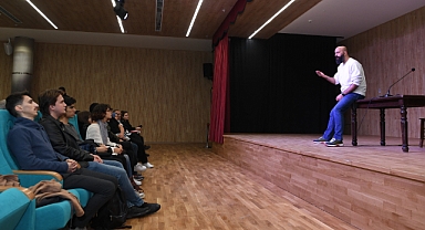 Shakespeare’in Othello Eseri Osmangazi Düşünce Atölyesi’nde İncelendi