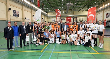 Türkiye Veteran Voleybol Turnuvası’nda Şampiyonlar Belli Oldu