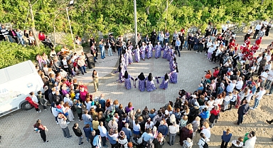 MUDANYA’DA BAHARIN GELİŞİ COŞKUYLA KUTLANDI