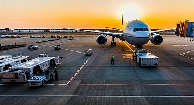 İşçiler greve gitti: Fransa'da uçuşlar aksadı