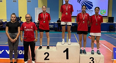 Osmangazili badmintonculardan gururlandıran başarı