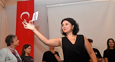 Osmangazi Belediyesi okutarak öğretiyor