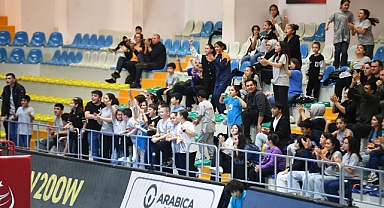 Osmangazi Belediyespor mücadelesiyle alkış aldı