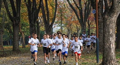 'Başöğretmen Atatürk Kros Yarışması' nefes kesti