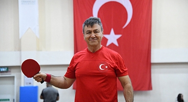 Masa Tenisinin Ustaları Osmangazi’de Buluştu