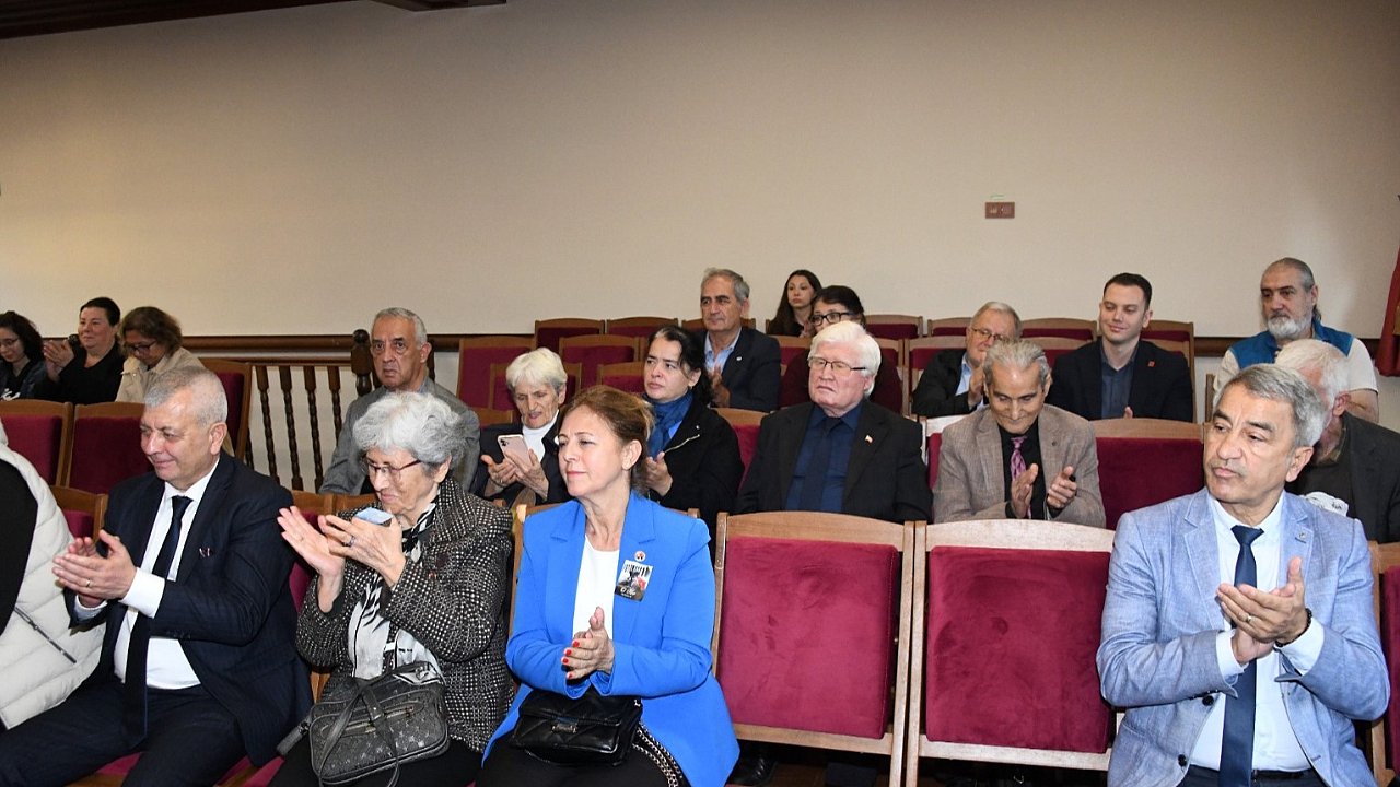 Osmangazi’de “Atatürk'ün Yaşamı, Düşünceleri ve Cumhuriyet Mirası” Paneli