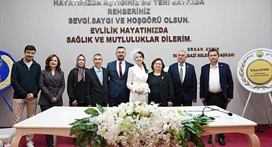 Başkan Erkan Aydın Yılın Son Nikahını Kıydı