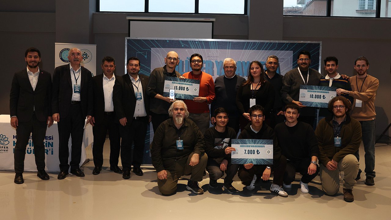 GENÇ YAZILIMCILARDAN NİLÜFER’E DİJİTAL ÇÖZÜMLER