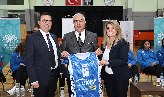 NİLÜFER’İN SULTANLARI ÖĞRENCİLERLE SÖYLEŞİDE BULUŞTU