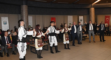 Osmangazi Belediyesi Gönüllere Dokunan Bir Geceye İmza Attı