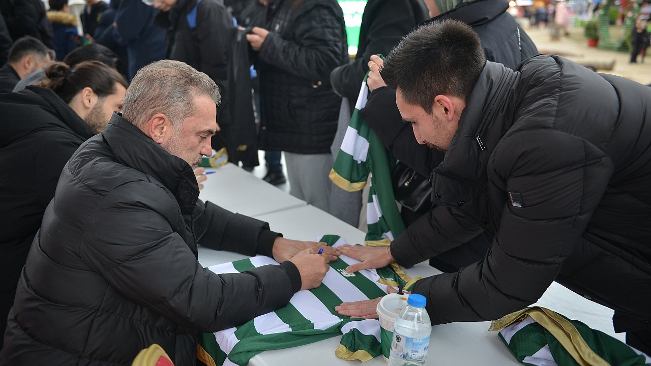 ‘Yeni Yıl Meydanı'nda Bursaspor coşkusu