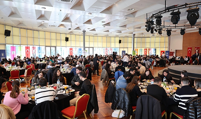 Başkan Bozbey, gençlerle geleceği konuştu