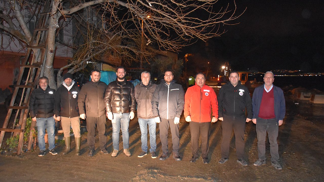 Dalgalar Çekildi, Temizlik Başladı