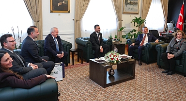 NİLÜFER’İN YATIRIMLARINA CHP GENEL BAŞKANI ÖZEL’DEN TEMEL ATMA SÖZÜ