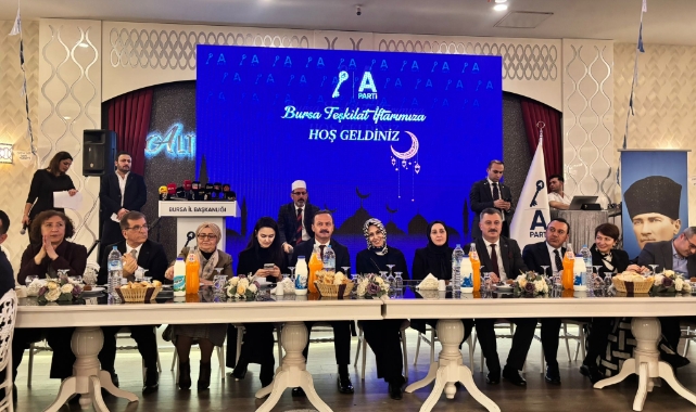 Bursa'da İftar Sofrasında Verilen Mesajlar