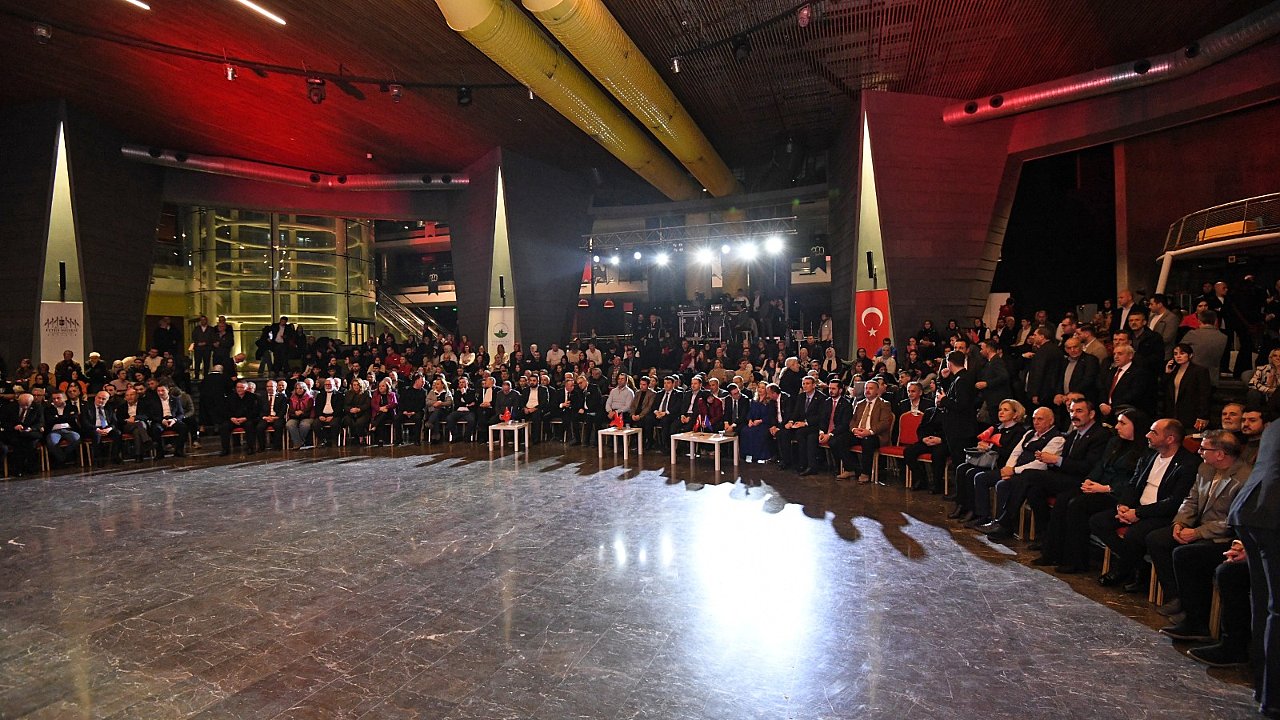 Kosova’nın Bağımsızlığı Osmangazi’de Coşkuyla Kutlandı
