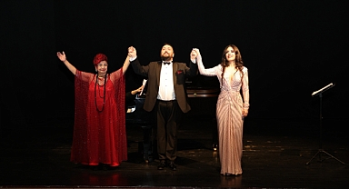 Nilüfer’de müzik dolu bir Sevgililer Günü akşamı