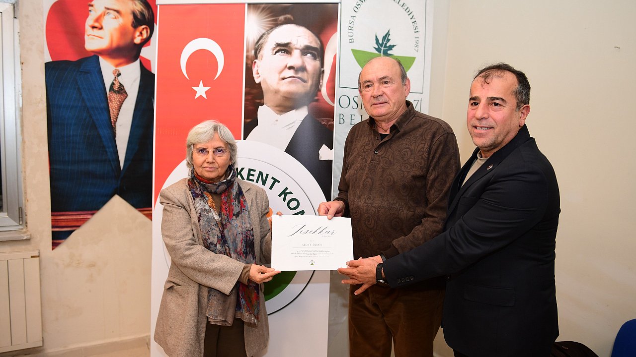 Osmangazi Belediyesi’nden Sporcu Ailelerine Yol Gösteren Panel