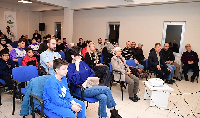 Osmangazi Belediyesi’nden Sporcu Ailelerine Yol Gösteren Panel