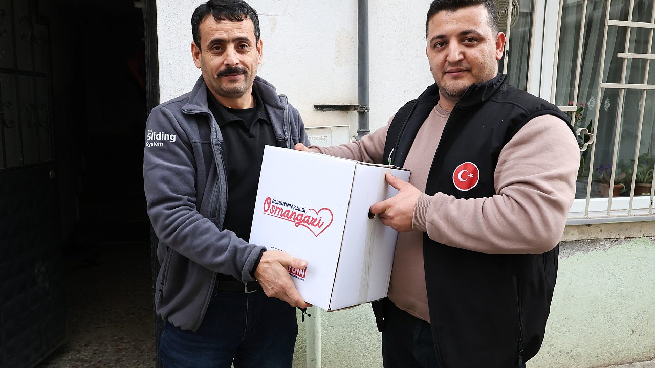 Osmangazi’de Ramazan Kolisi Dağıtımı Devam Ediyor