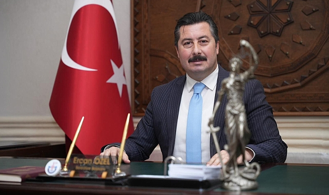 BAŞKAN ERCAN ÖZEL’DEN 8 MART MESAJI: KADINLAR TOPLUMUN MİMARIDIR.