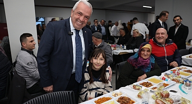Başkan Şadi Özdemir, vatandaşlarla iftarda buluştu