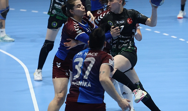 BURSA BÜYÜKŞEHİR BELEDİYESPOR ZİRVEYİ SEVDİ