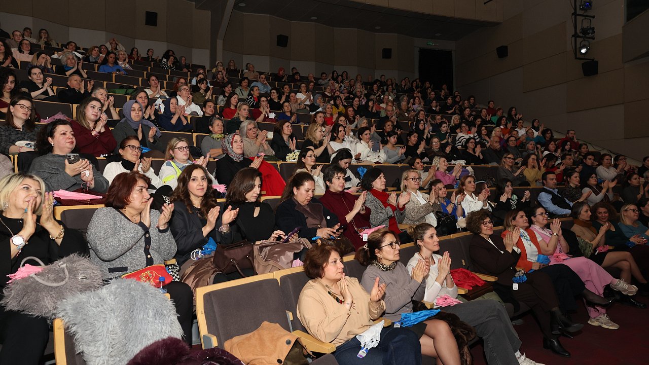 Nilüfer’de 8 Mart’a özel “Yağmur Kadınlar” müzikali