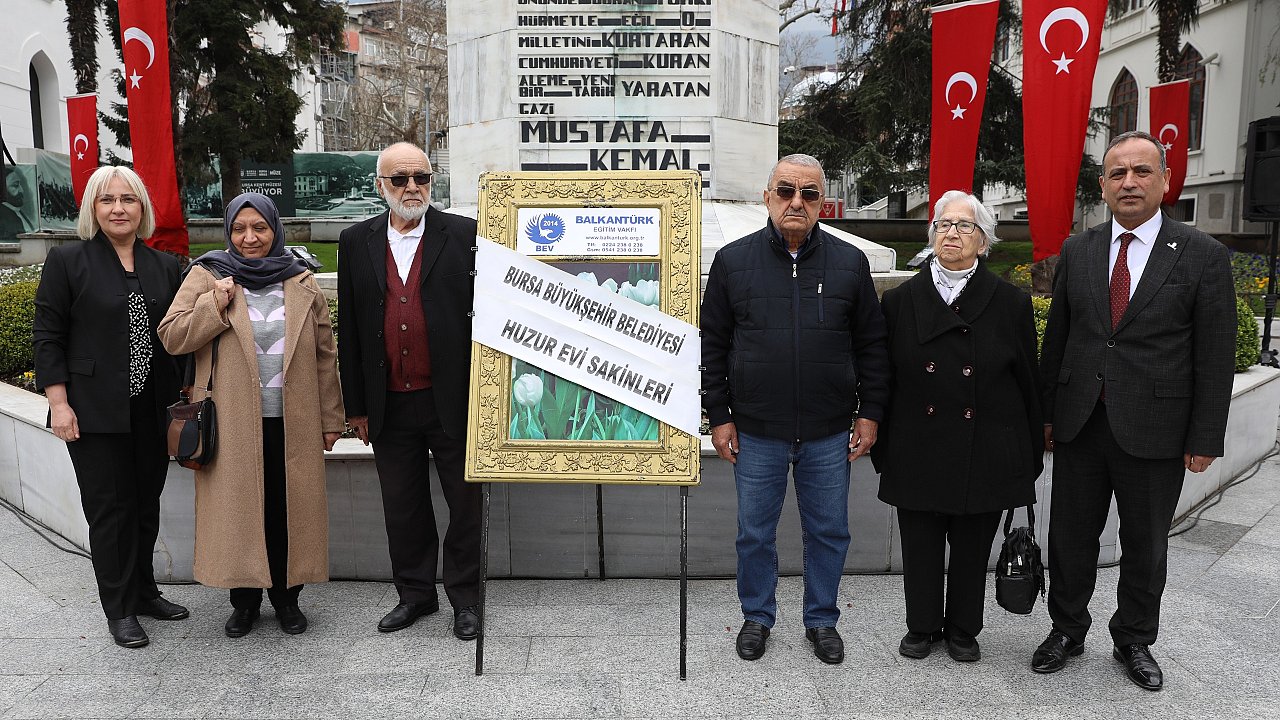 Olgun gençler, Yaşlılara Saygı Haftası’nda hünerlerini sergiledi