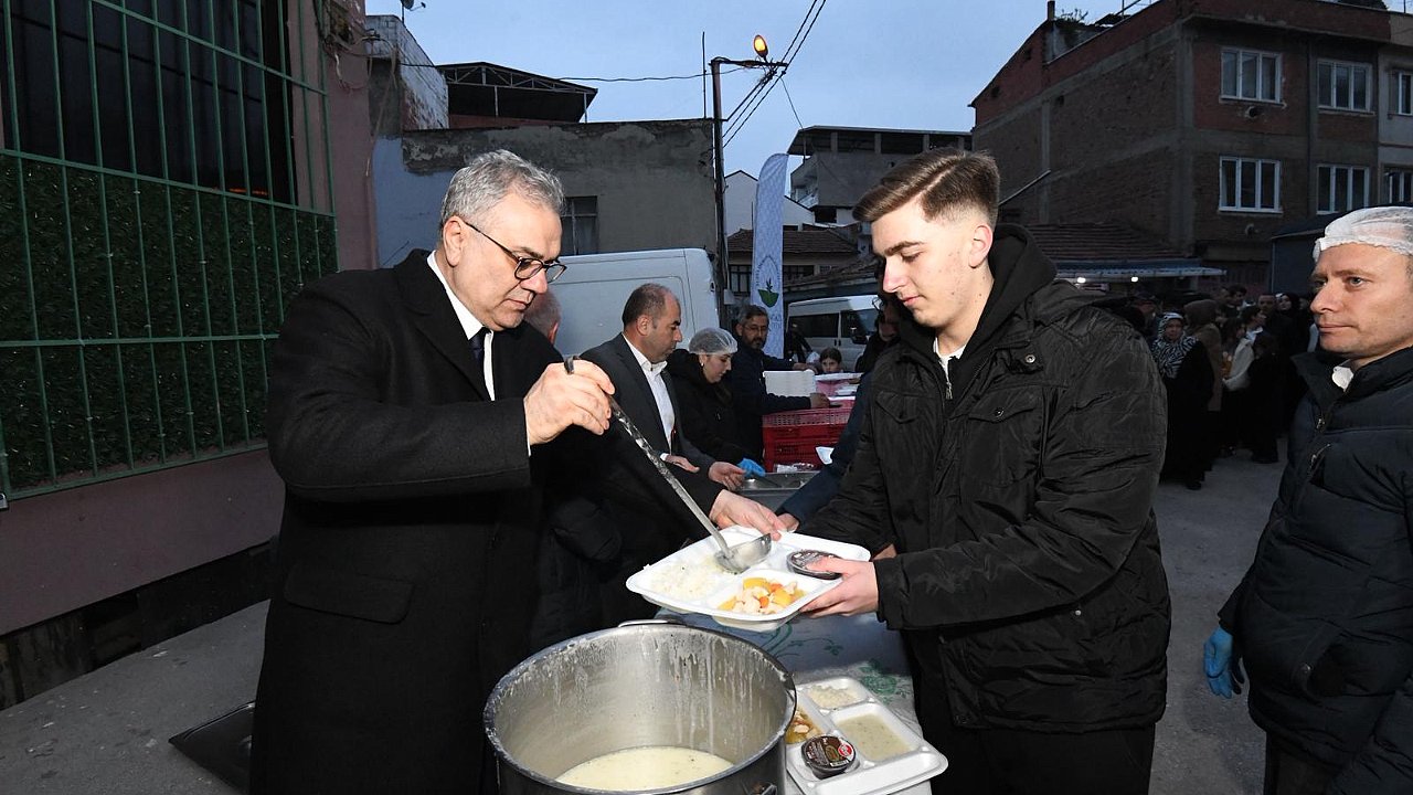 Osmangazi’de Ramazan’ın Son Sofrası Gülbahçe’de Kuruldu
