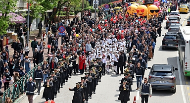 23 Nisan Bursa’da coşkuyla kutlandı