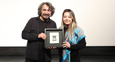 ALTIN PORTAKALLI YÖNETMEN SEYFETTİN TOKMAK NİLÜFERLİLERLE BULUŞTU