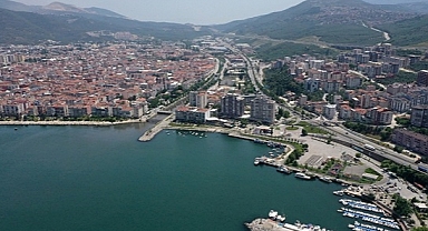 Gemlik’te Yasak Dinlenmedi: Provokatif Eylem Girişimine Sert Tepki