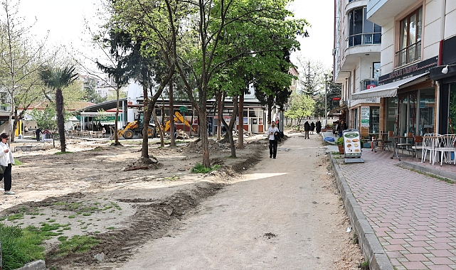 İhsaniye Eski Köy Meydanı modern bir görünüme kavuşuyor