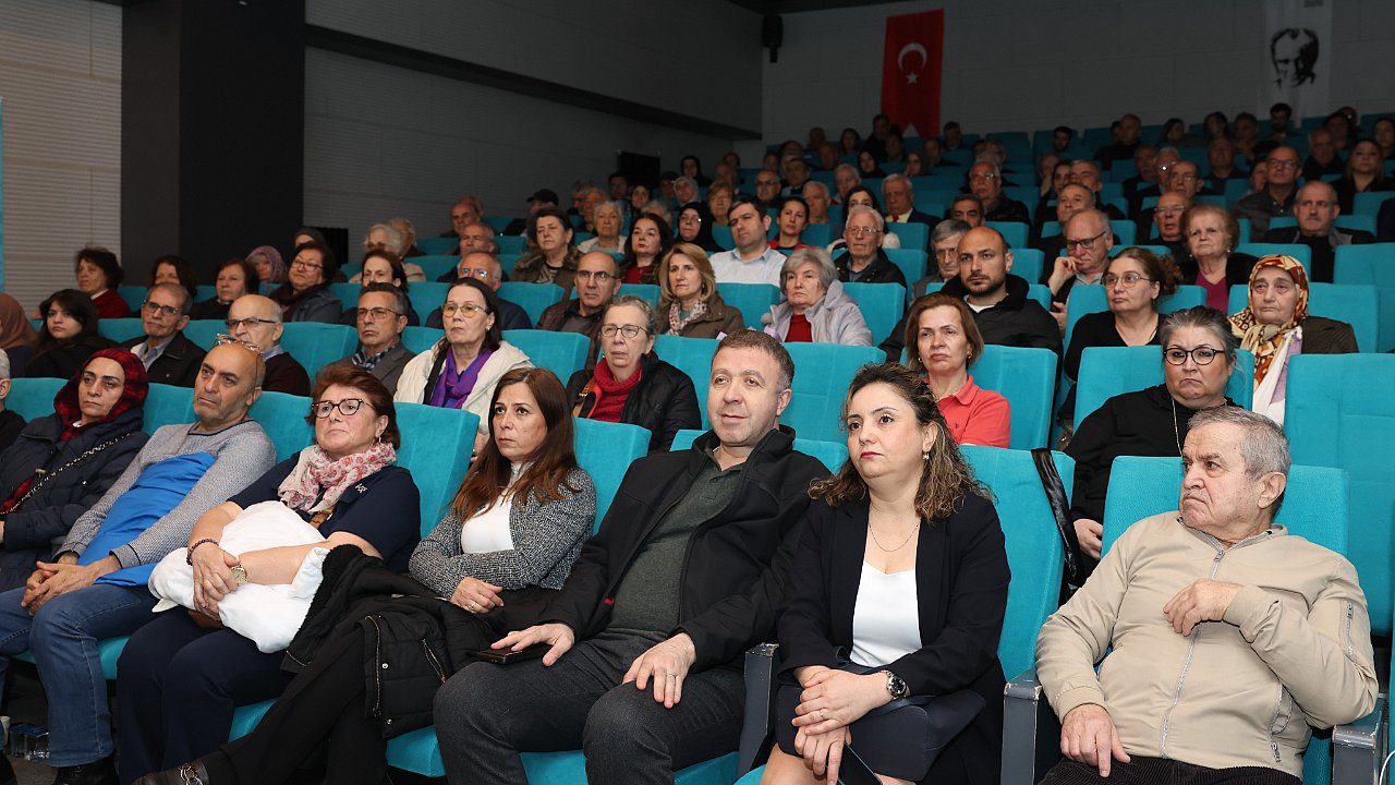 Nilüfer’de ‘Parkinsonla Yaşamak’ masaya yatırıldı