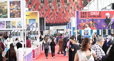 Osmangazi Belediyesi Sevilen Yazarları Okurlarıyla Buluşturuyor