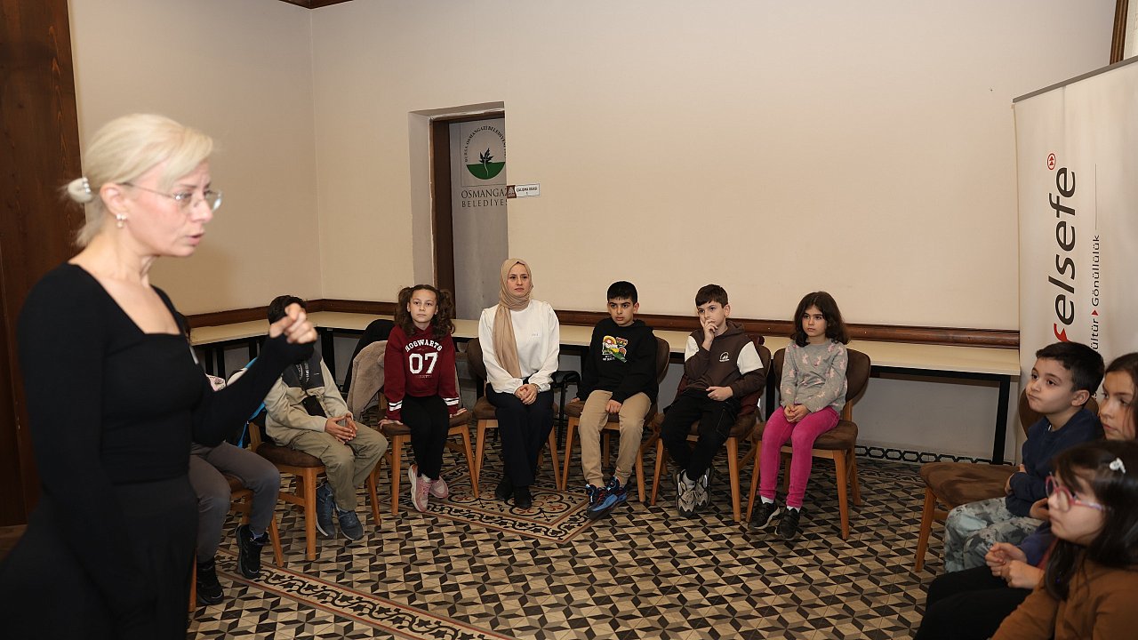 Osmangazi'de Çocuklar Felsefe Atölyesi İle Düşünsel Yolculuğa Çıktı