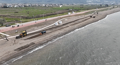 Plajlar yaza hazır hale getiriliyor