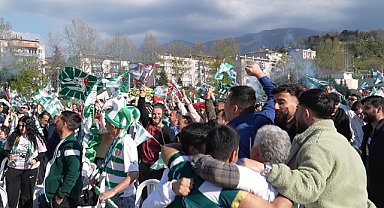 Şampiyonluk coşkusu Büyükşehir'le yaşandı