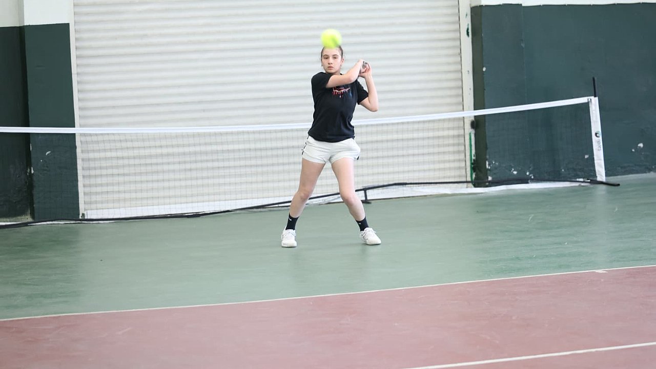 Osmangazi Belediyesi 19 Mayıs Coşkusunu Tenis Kortlarına Taşıdı