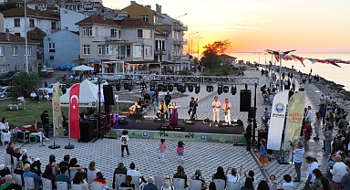 TİRİLYE'DE 2. ZEYTİN ÇİÇEĞİ FESTİVALİ BAŞLADI