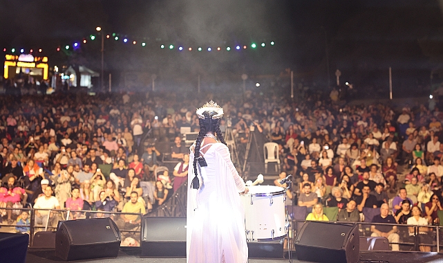 9. Uluslararası Nilüfer Caz Festivali Emel Mathlouthi konseriyle sona erdi